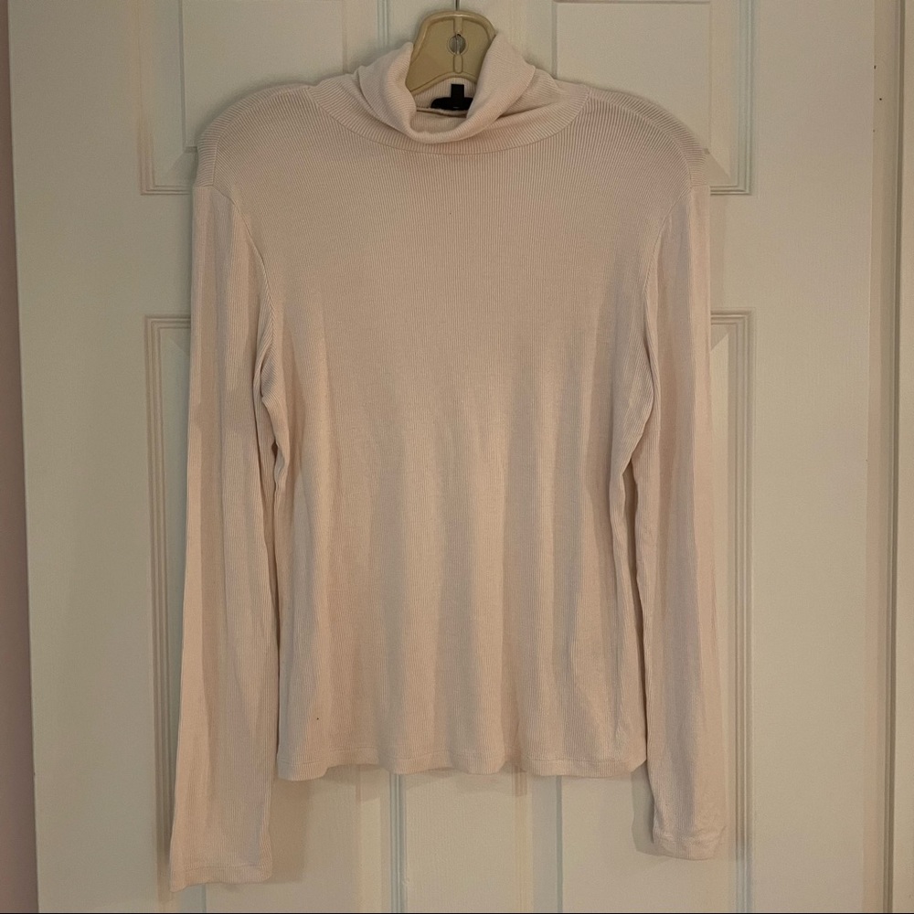 Off-White Ribbed Turtleneck Shirt from Dynamite